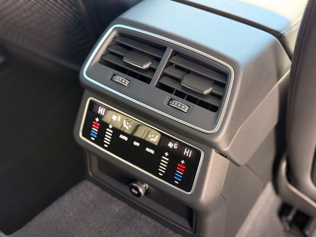 AUDI A6 2022