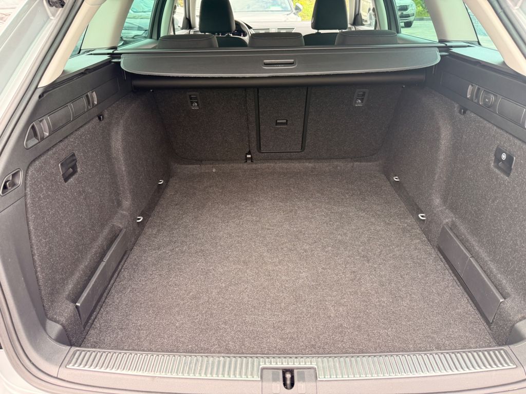 SKODA Superb 2023