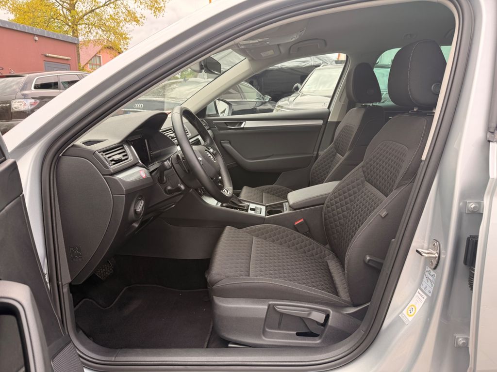 SKODA Superb 2023