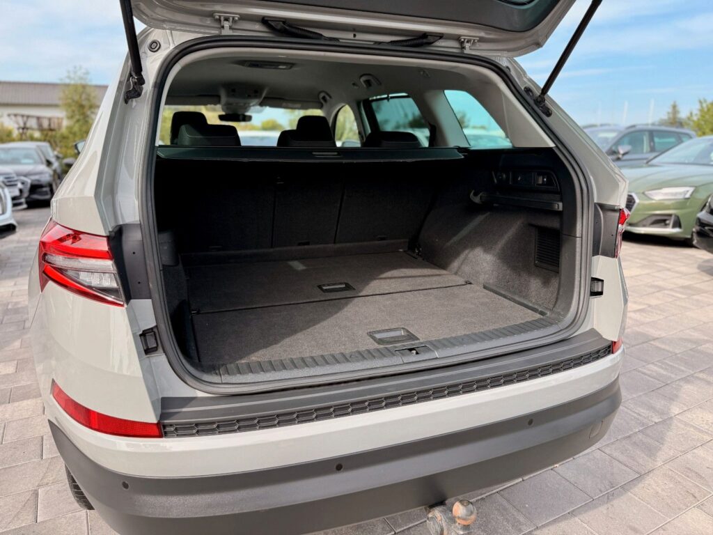 SKODA Kodiaq Kodiaq Ambition 2.0 TDI ACC*LED*AHK*RFK*NAVI* 2023