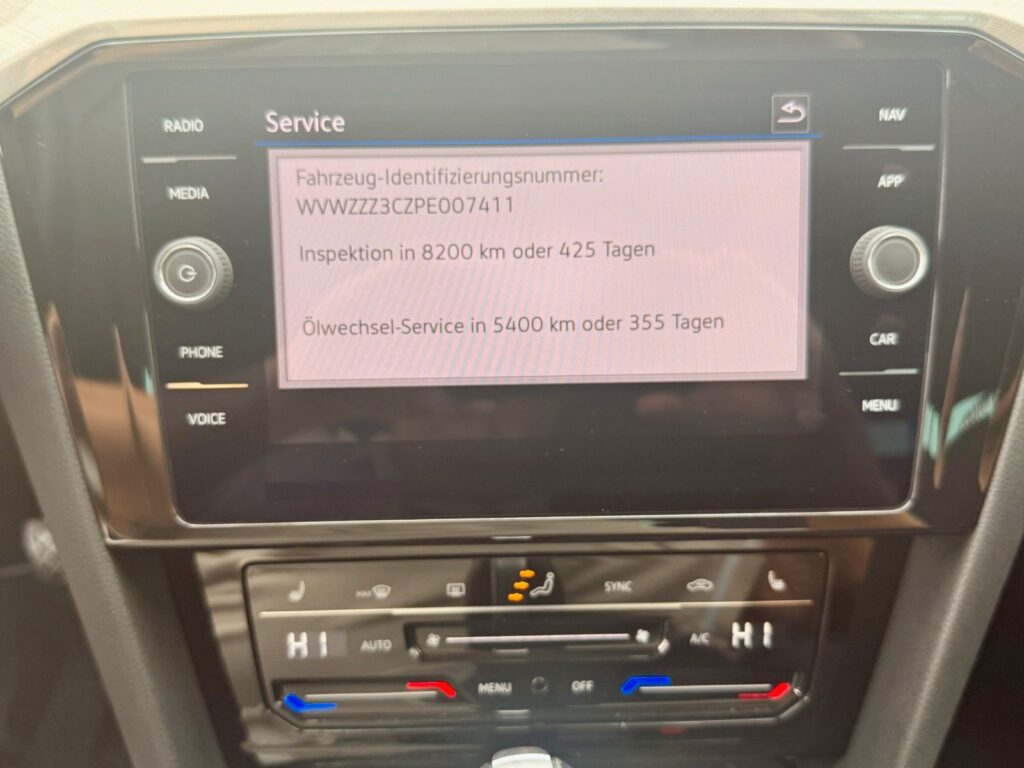 VW Passat Variant Passat Variant Business ACC*ERGO*MEMORY*MASSAGE 2022