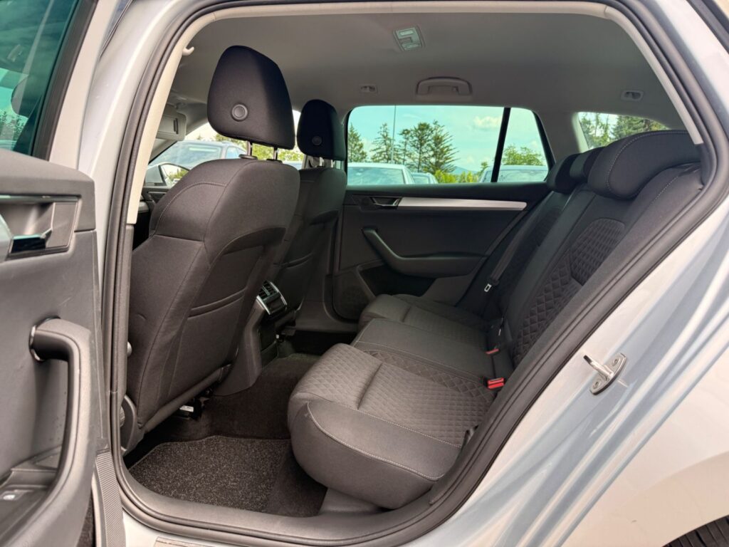 SKODA Superb Superb Combi 2.0 TDI *ACC*NAVI*VIRTUAL COCKPIT* 2023