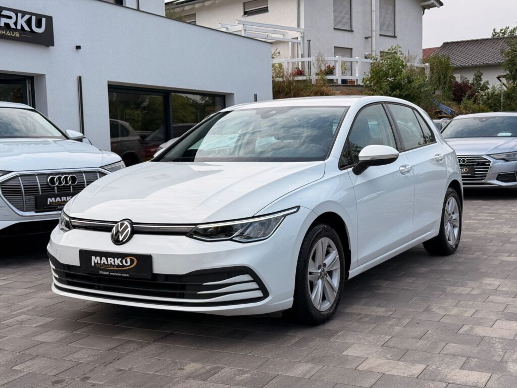 VW Golf Golf VIII Limo 2.0 110KW*ACC*NAVI*RFK*TRAVEL*SHZ 2022