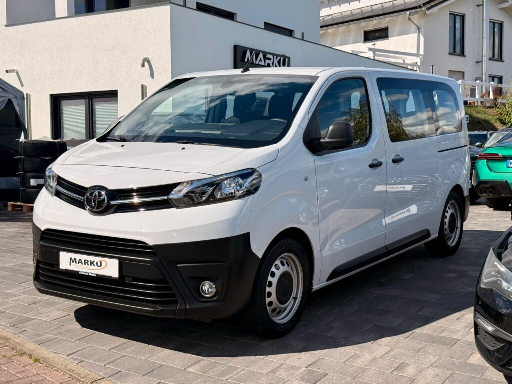 TOYOTA Proace Toyota Proace L1 Comfort *9-Sitzer*CarPlay*NAVI 2023
