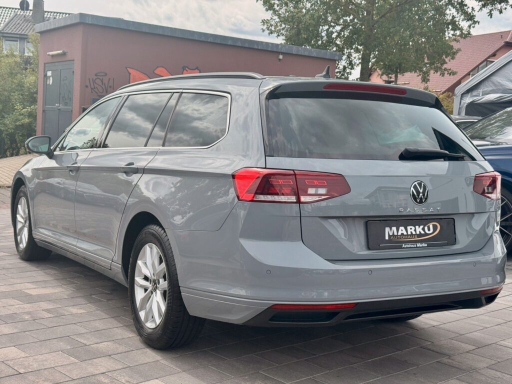 VW Passat Variant Passat Variant Business ACC*ERGO*MEMORY*MASSAGE 2022