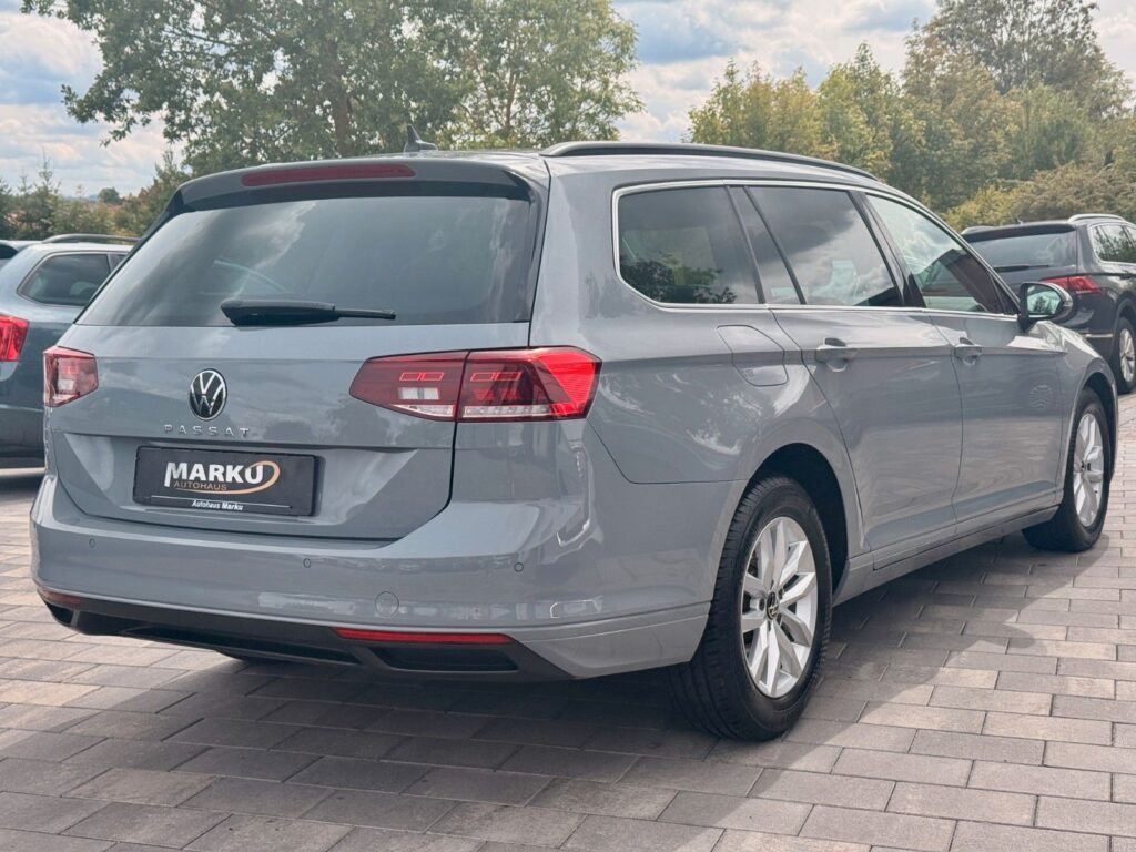 VW Passat Variant Passat Variant Business ACC*ERGO*MEMORY*MASSAGE 2022