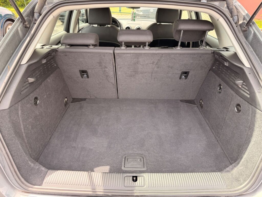 AUDI A3 A3 Sportback Automatik*PDC*Sitzheizung*Tempomat 2016