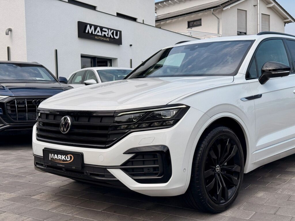 VW Touareg Touareg R-Line 4M. Matrix Beam*Pano*360°*AHK*HUD 2023