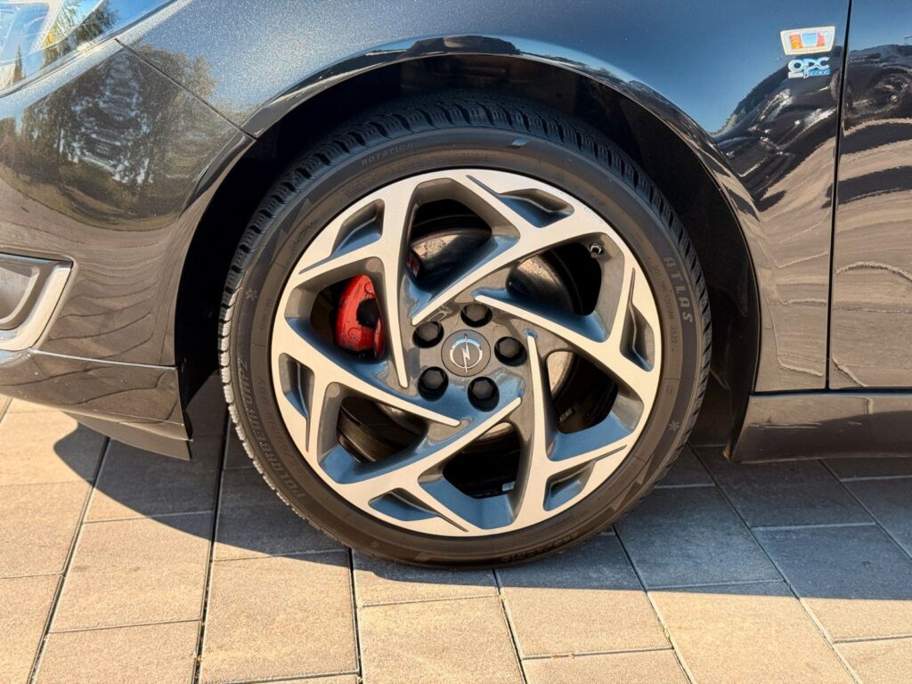 OPEL Insignia Insignia A Sports Tourer Innovation OPC 2,0 CDTI 2015