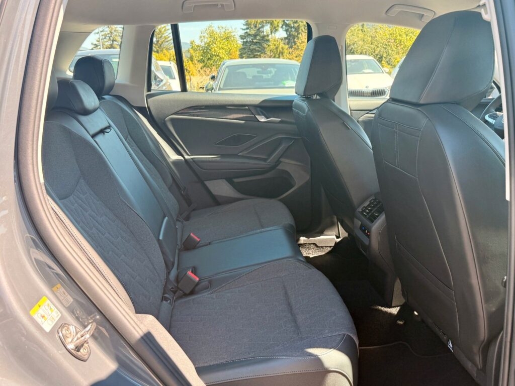 VW Tiguan Tiguan 2.0 TDI 110 kW Life LED*CARPL*RFK*ACC*DIG 2025