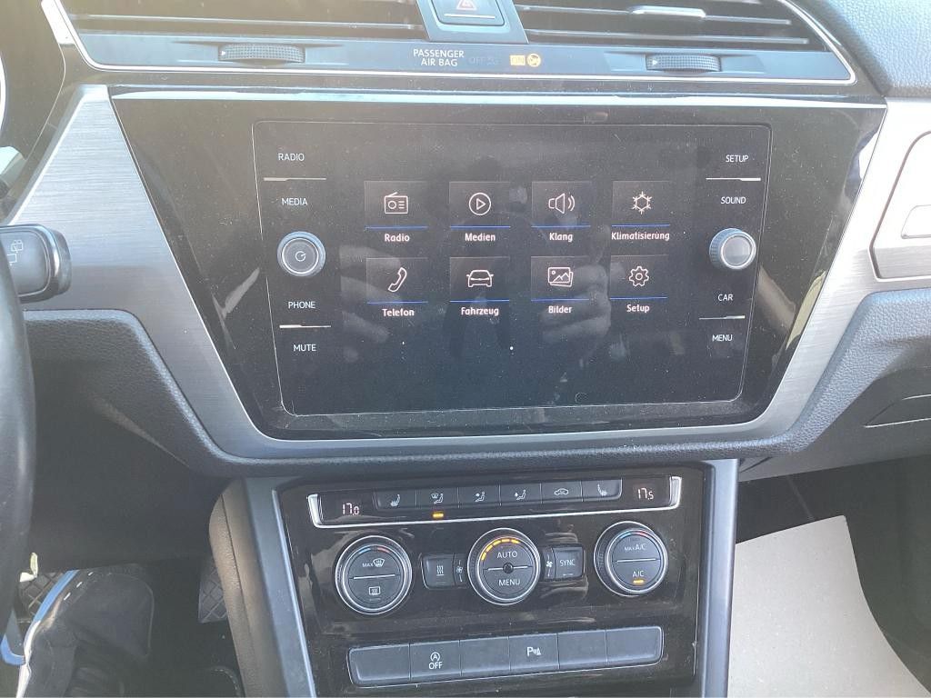 VW Touran Touran Comfortline 1,6 TDI DSG ACC Standheitzung 2018