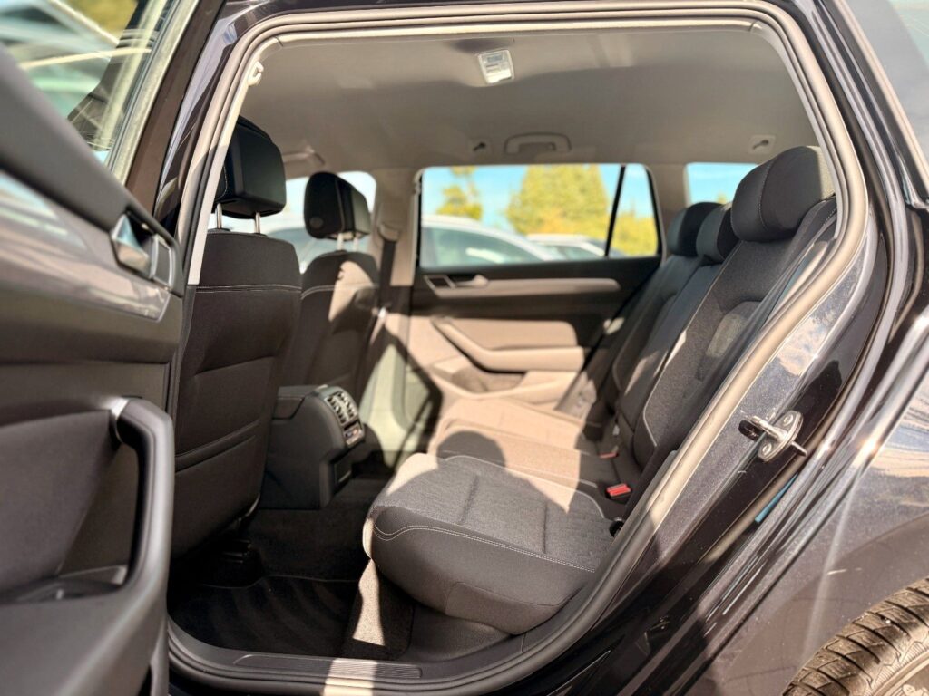 VW Passat Variant Passat Var. 2.0TDI ACC*AHK*360°*LED*MASSAGE*CARP 2023