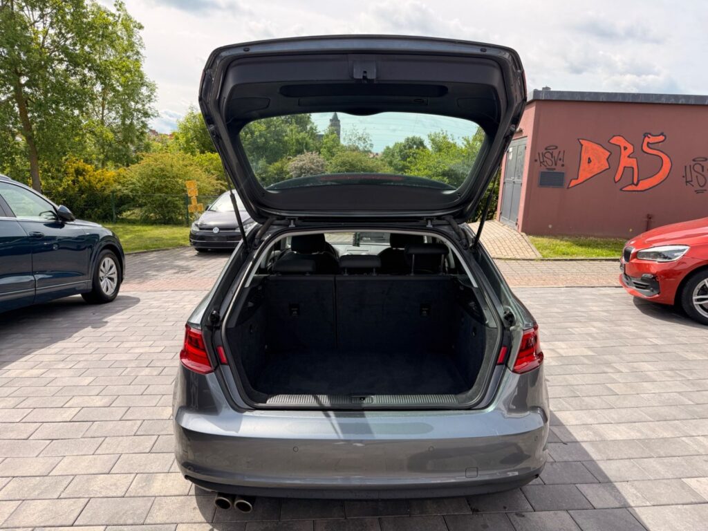 AUDI A3 A3 Sportback Automatik*PDC*Sitzheizung*Tempomat 2016