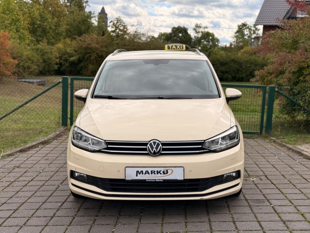 VW Touran Touran 2.0 TDI 110 KW SCR DSG TAXI LED 2022