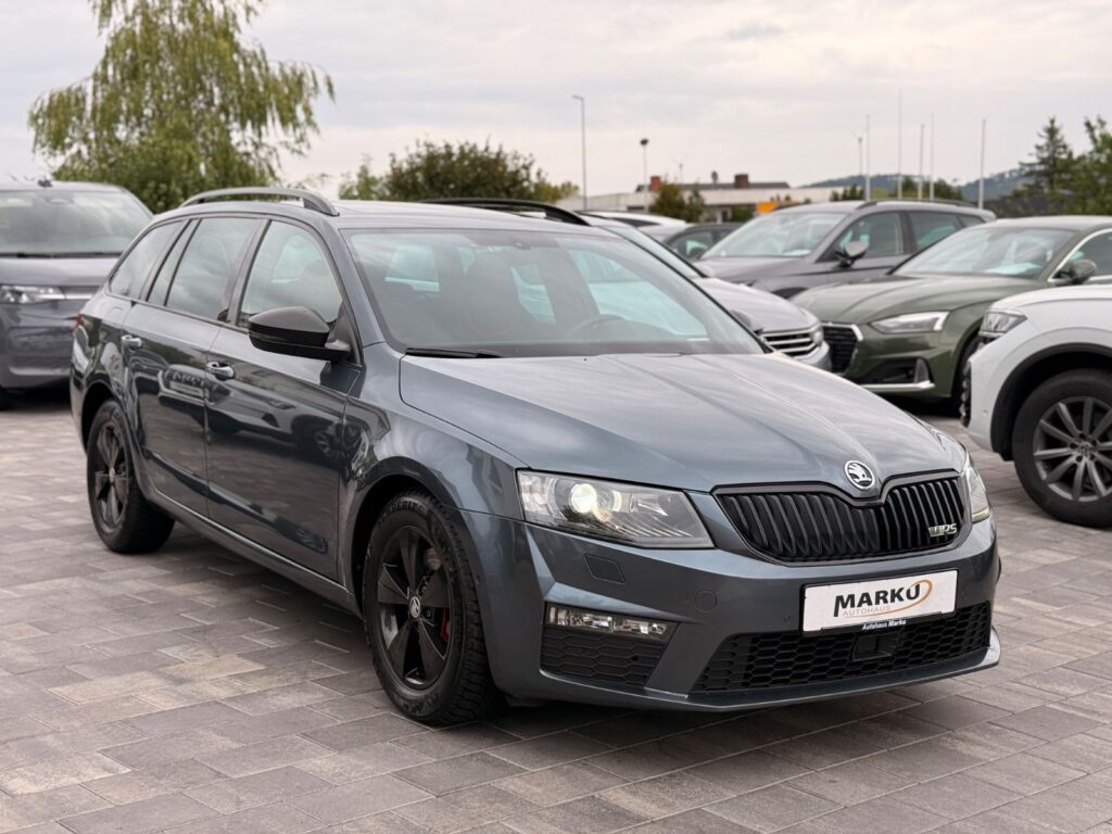SKODA Octavia Octavia Combi RS 4x4*PANO*ACC*CANTON*COLUMBS*RFK 2016