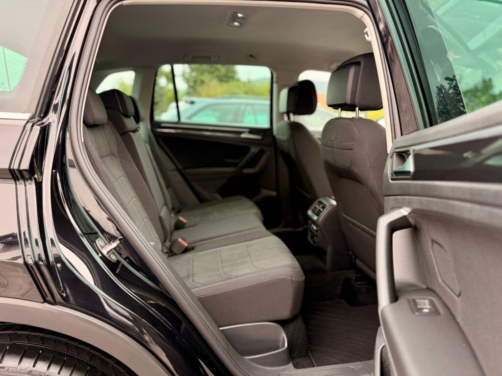 VW Tiguan Tiguan Elegance 2.0 TDi ACC*AHK*NAVI*PDC*LED* 2023