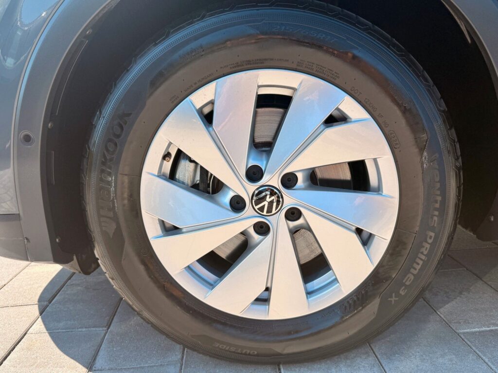 VW Tiguan Tiguan 2.0 TDI 110 kW Life LED*CARPL*RFK*ACC*DIG 2025