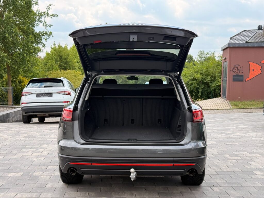 VW Touareg Touareg 3.0 TDI *LUFTFAHRWERK*IQ.DRIVE*ACC*AHK 2025