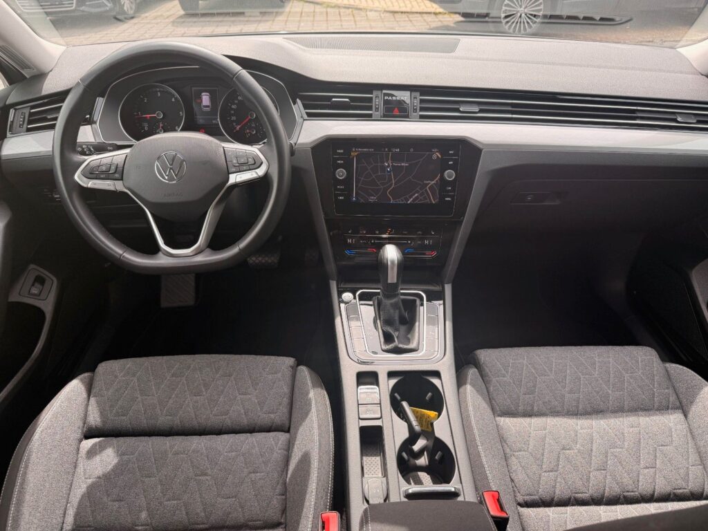 VW Passat Variant Passat Variant Business ACC*ERGO*MEMORY*MASSAGE 2022
