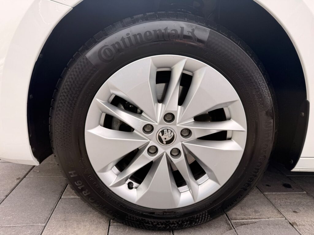 SKODA Octavia Octavia Combi Ambition LED*Virtual*Kamera*Navi* 2022