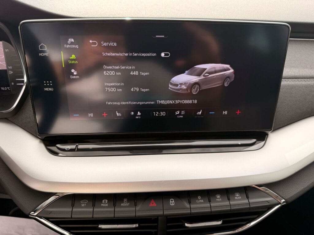 SKODA Octavia Octavia Combi Head-Up*ACC*CarPlay*Navi*LineAssis 2023