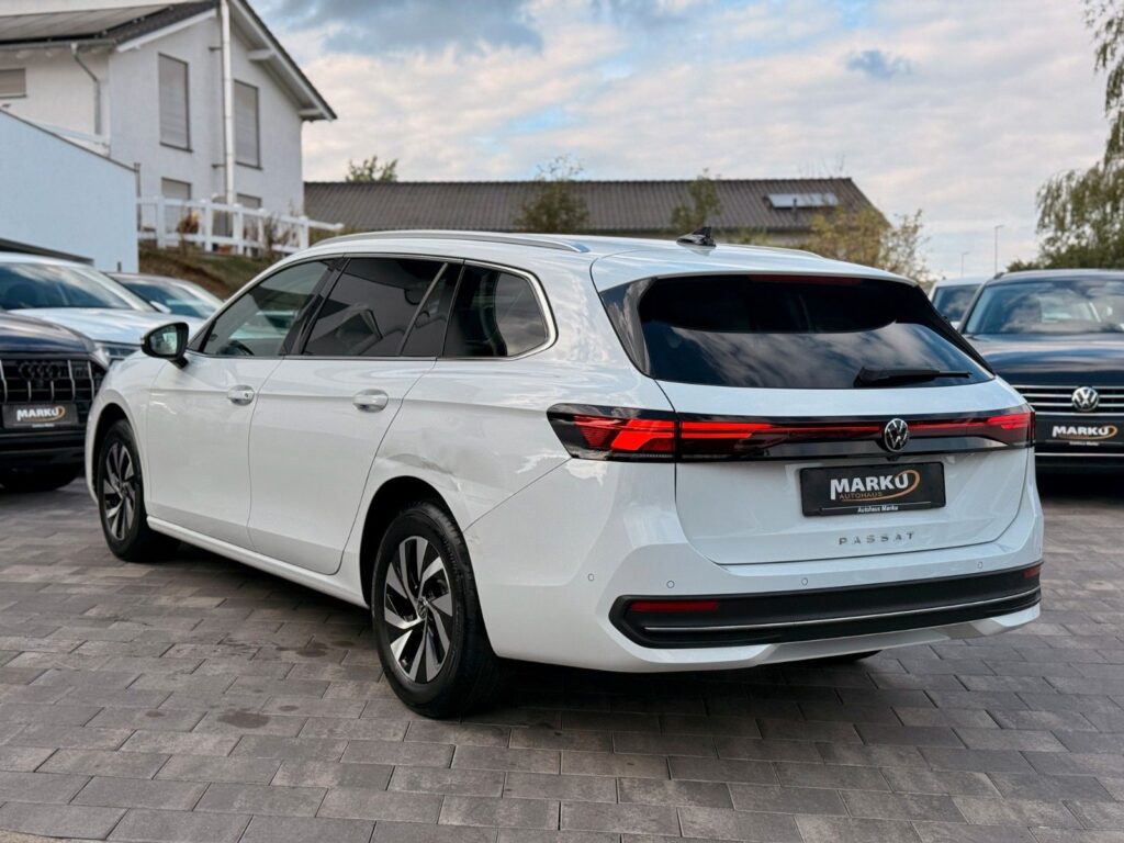 VW Passat Variant Passat Var.2.0 TDI ACC*HUD*LED*AHK*MASSA*RFK*. 2024