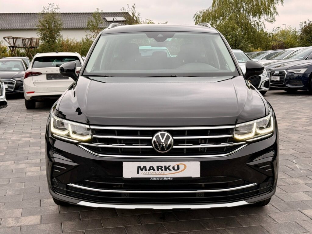 VW Tiguan Tiguan Elegance 2.0 TDi ACC*AHK*NAVI*PDC*LED* 2023