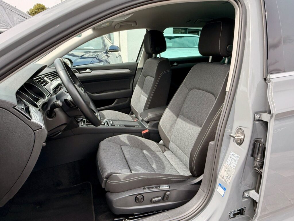 VW Passat Variant Passat Variant Business ACC*ERGO*MEMORY*MASSAGE 2022