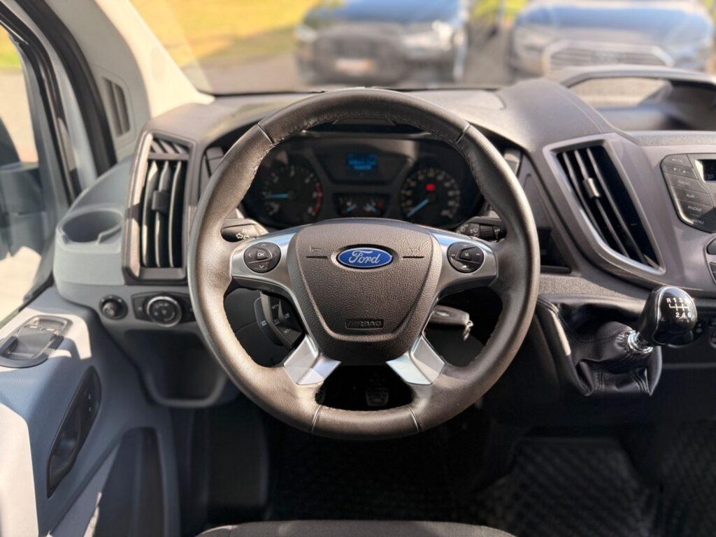 FORD Transit Transit *9-Sitzer*SCHIEBETÜR*PDC*HECKFLÜGELTÜREN 2016