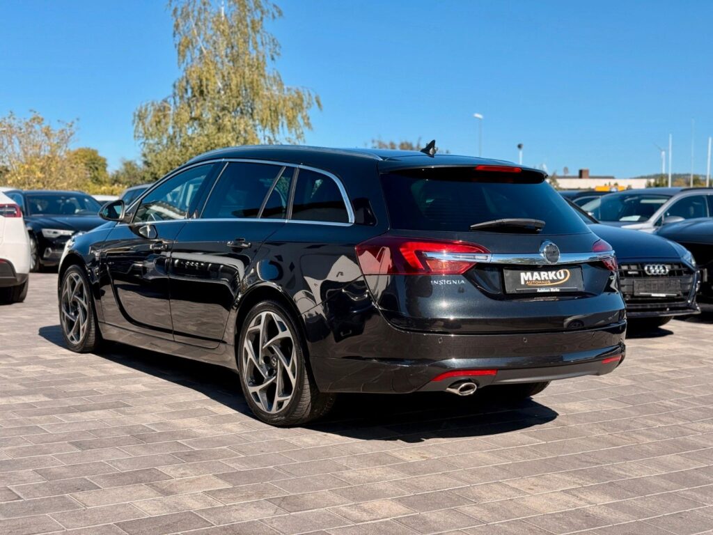 OPEL Insignia Insignia A Sports Tourer Innovation OPC 2,0 CDTI 2015