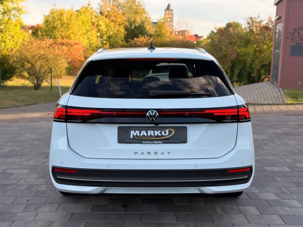 VW Passat Variant Passat Variant 2.0 TDI 110kW/Leder/360°/ AHK/LED 2024