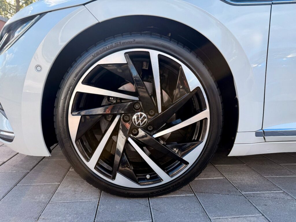 VW Arteon Arteon 2.0 TD*LED*ACC*AHK*HUD*PANO*HARMAN*MASSA 2021