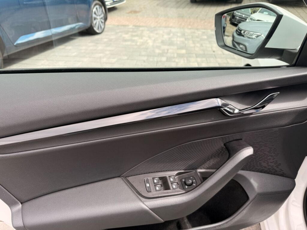 SKODA Octavia Octavia Combi Ambition LED*Virtual*Kamera*Navi* 2022