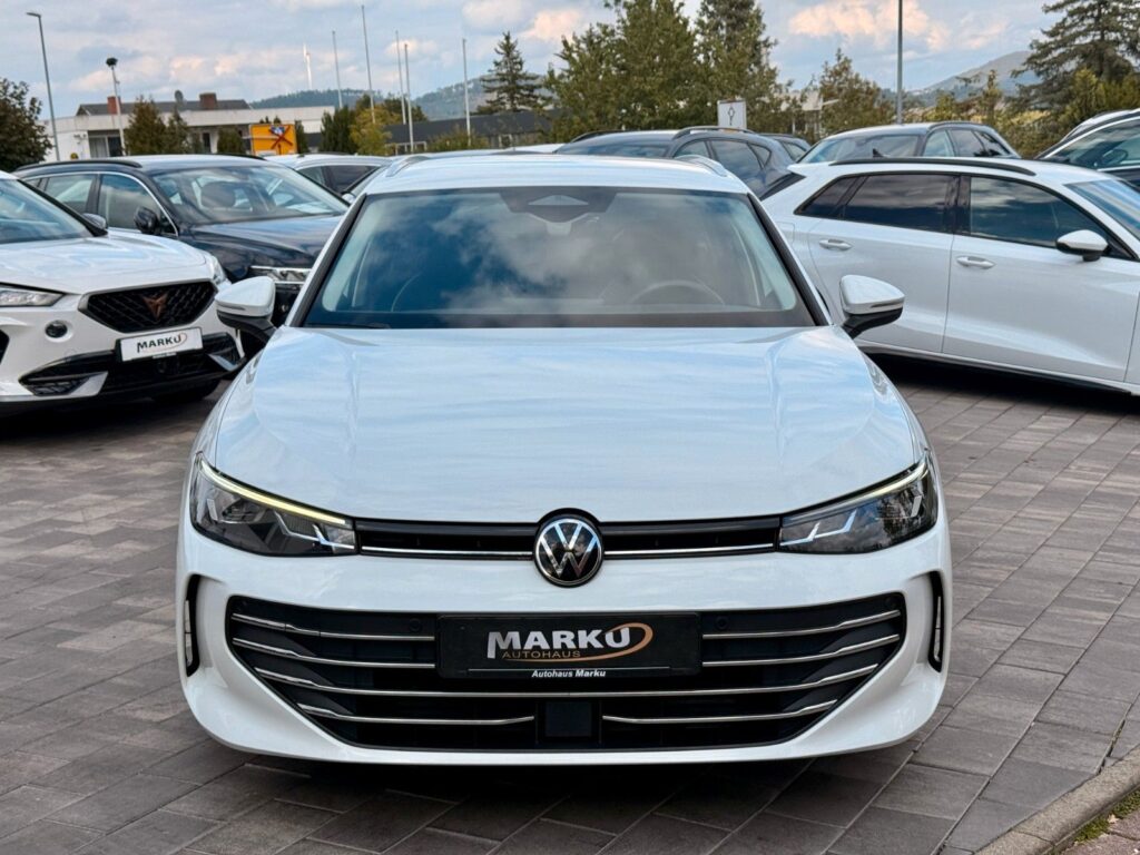 VW Passat Variant Passat Var.2.0 TDI ACC*HUD*LED*AHK*MASSA*RFK*. 2024