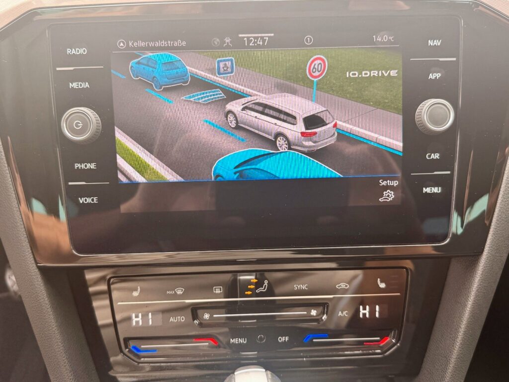 VW Passat Variant Passat Variant Business ACC*ERGO*MEMORY*MASSAGE 2022