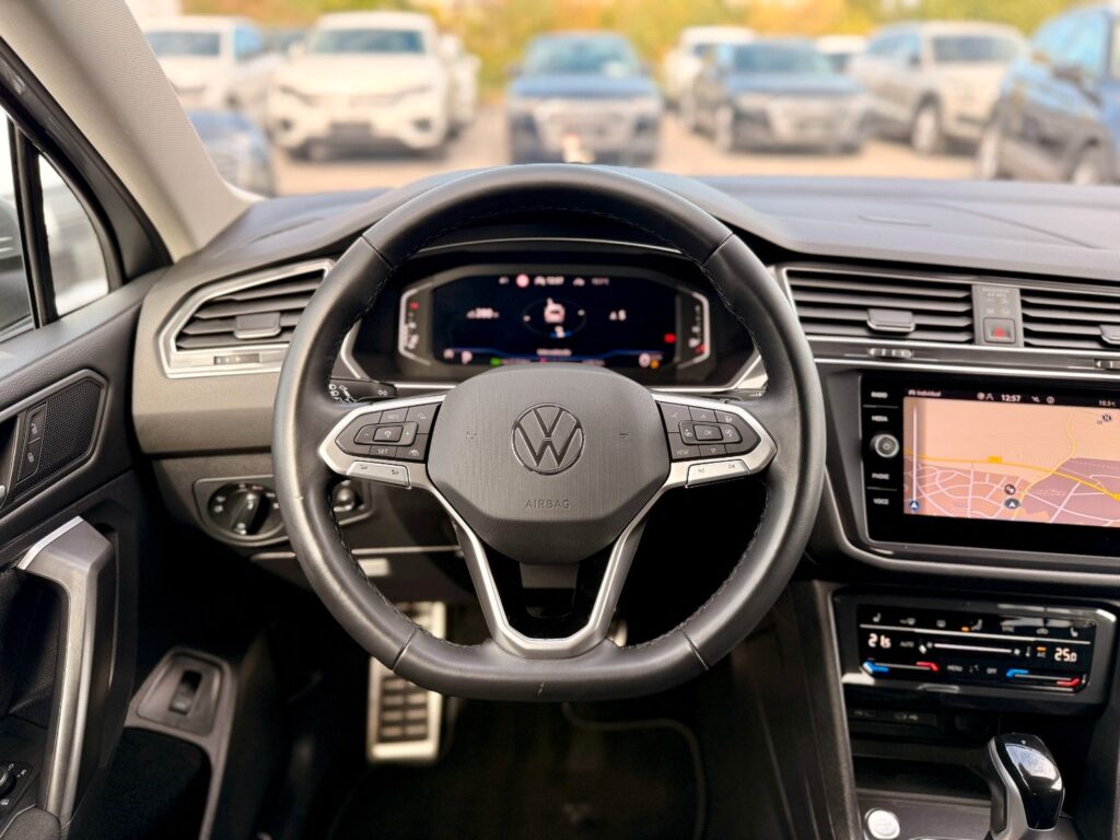 VW Tiguan Allspace Tiguan Allspace 2.0TDi HUD*ACC*RFK*AHK*7SITZER* 2023