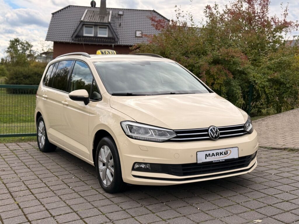 VW Touran Touran 2.0 TDI 110 KW SCR DSG TAXI LED 2022