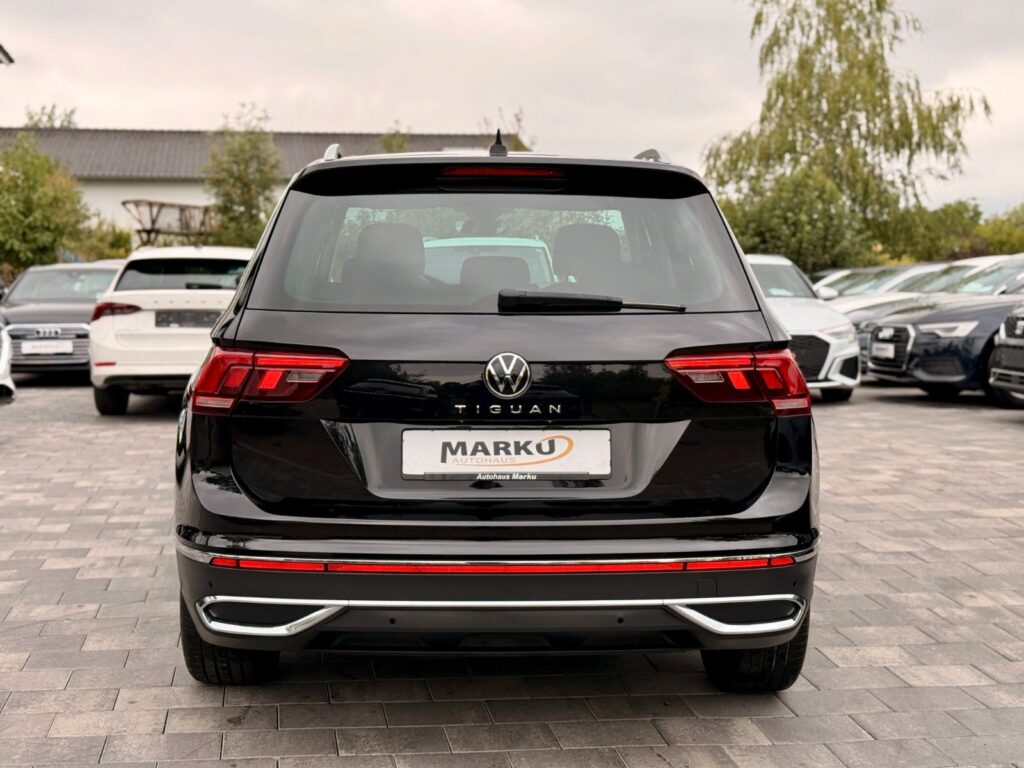 VW Tiguan Tiguan Elegance 2.0 TDi ACC*AHK*NAVI*PDC*LED* 2023