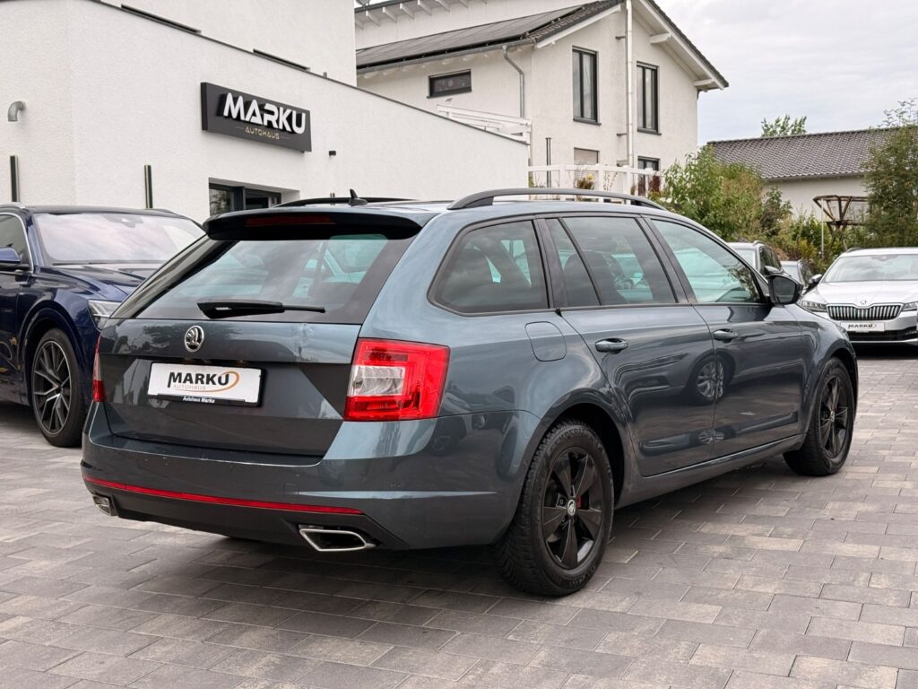 SKODA Octavia Octavia Combi RS 4x4*PANO*ACC*CANTON*COLUMBS*RFK 2016