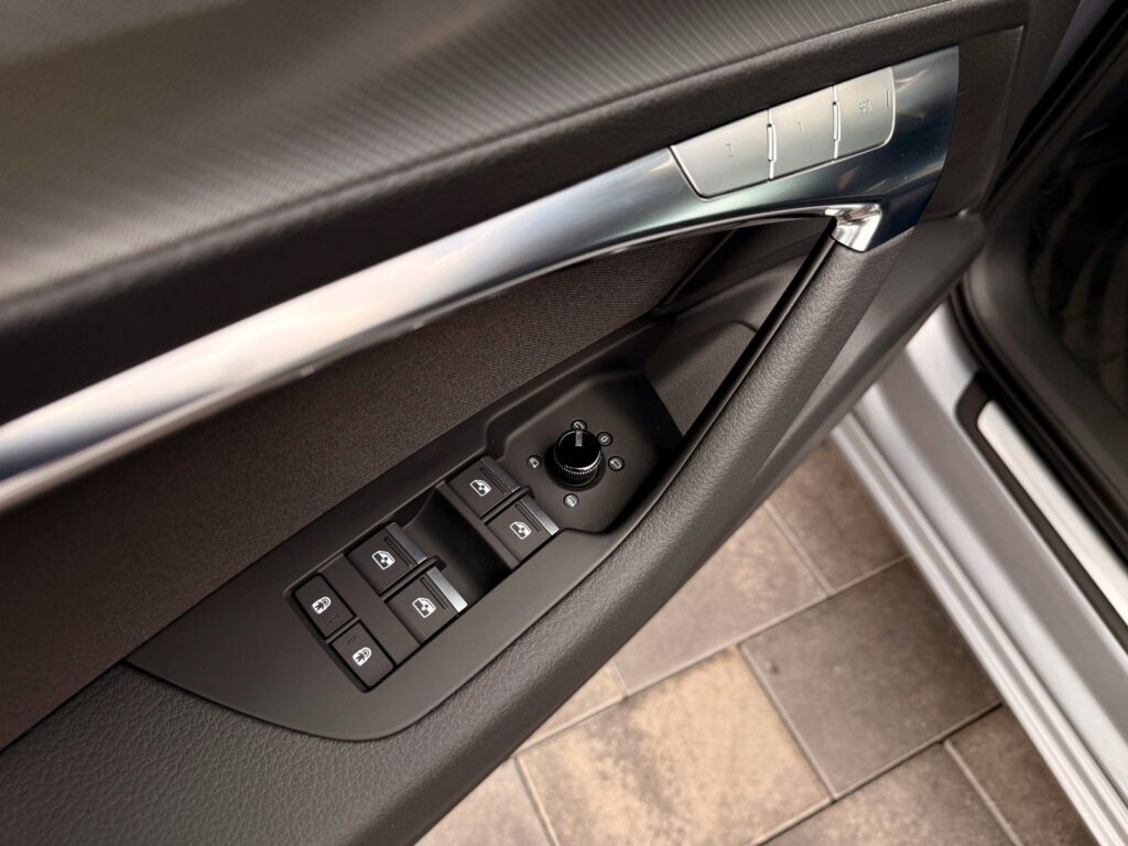 AUDI A6 A6 Avant sport 2.0 TDI 150KW ACC*LED*STDH*360°* 2023