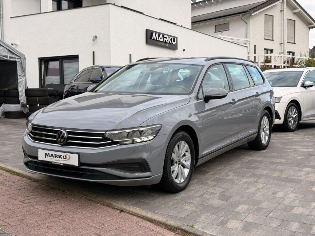 VW Passat Variant Passat Variant ACC*LineAssist*CarPlay*RFK*STHZ 2022