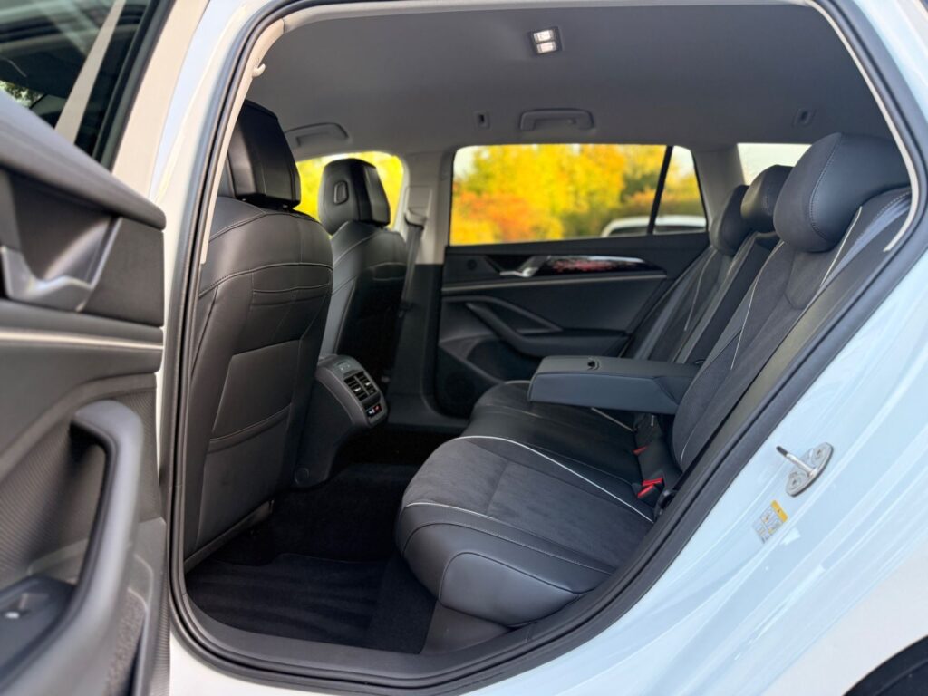 VW Passat Variant Passat Variant 2.0 TDI 110kW/Leder/360°/ AHK/LED 2024
