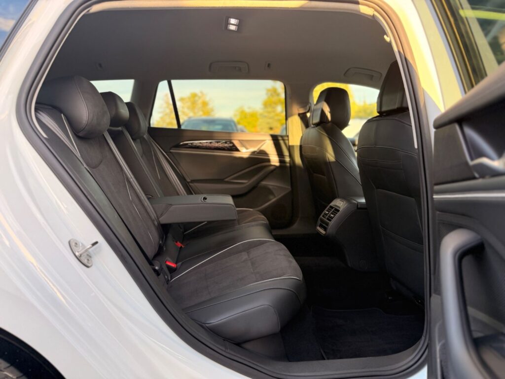 VW Passat Variant Passat Variant 2.0 TDI 110kW/Leder/360°/ AHK/LED 2024