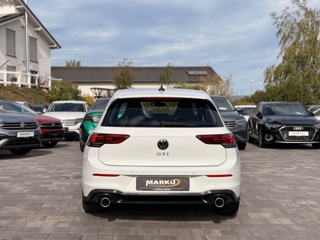 VW Golf Golf VIII Lim. GTI 2.0 TSI /180kW/LED/Ambiente 2024