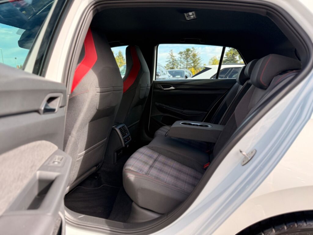 VW Golf Golf VIII Lim. GTI 2.0 TSI /180kW/LED/Ambiente 2024