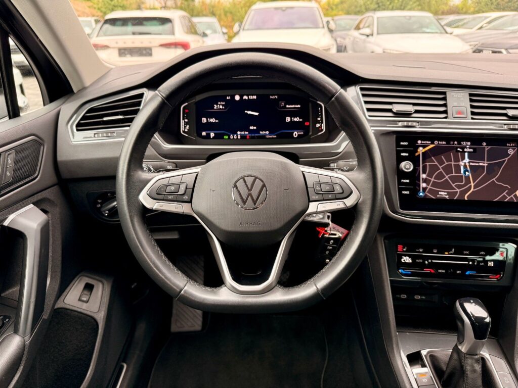 VW Tiguan Tiguan Elegance 2.0 TDi ACC*AHK*NAVI*PDC*LED* 2023