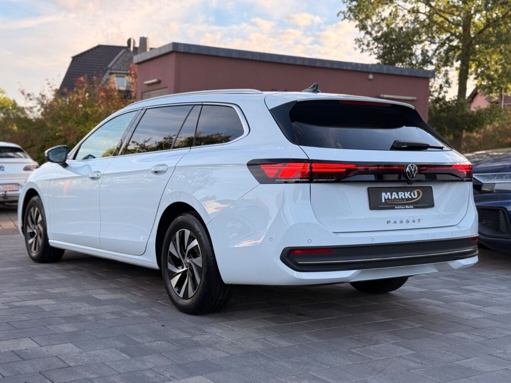 VW Passat Variant Passat Variant 2.0 TDI 110kW/Leder/360°/ AHK/LED 2024