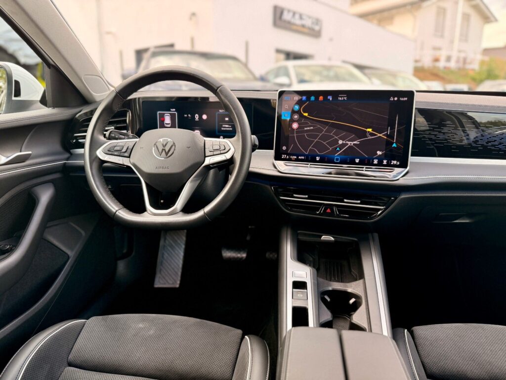 VW Passat Variant Passat Var.2.0 TDI ACC*HUD*LED*AHK*MASSA*RFK*. 2024