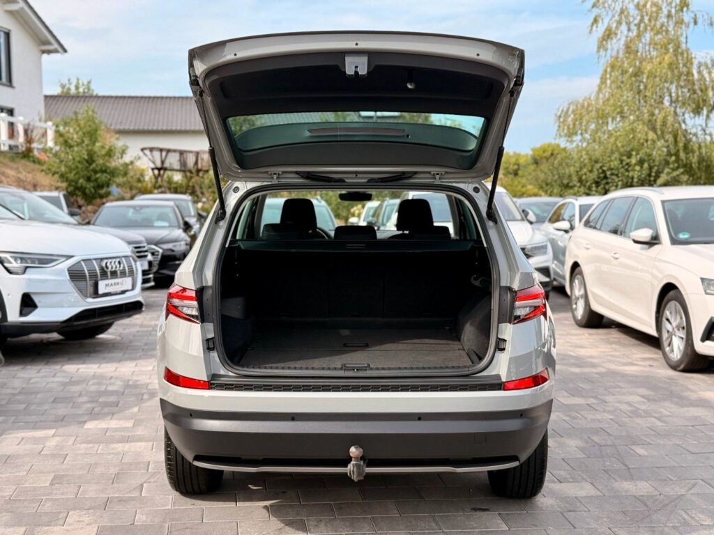 SKODA Kodiaq Kodiaq Ambition 2.0 TDI ACC*LED*AHK*RFK*NAVI* 2023