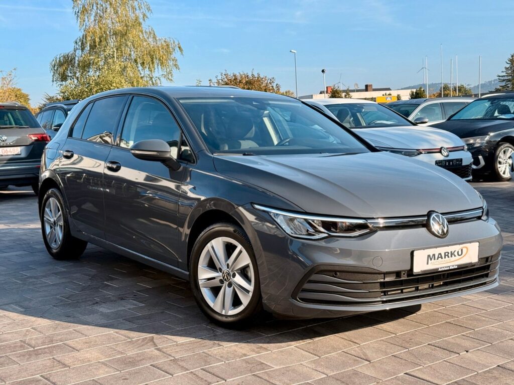 VW Golf Golf VIII Lim. 2.0 ACC*LED*NAVI*PDC*RFK*MASSAGE* 2023